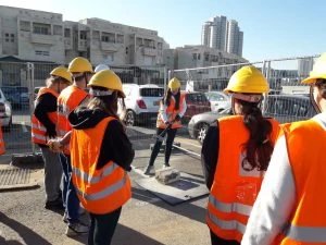 קורס פיקוד העורף בהשתתפות תלמידי עירוני ד' (צילום: דוברות עיריית מודיעין מכבים רעות)