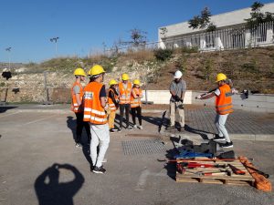 קורס פיקוד העורף בהשתתפות תלמידי עירוני ד' (צילום: דוברות עיריית מודיעין מכבים רעות)