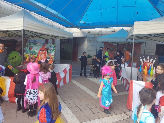 פורים בבית הספר היובל (צילום: דוברות עיריית מודיעין מכבים רעות)