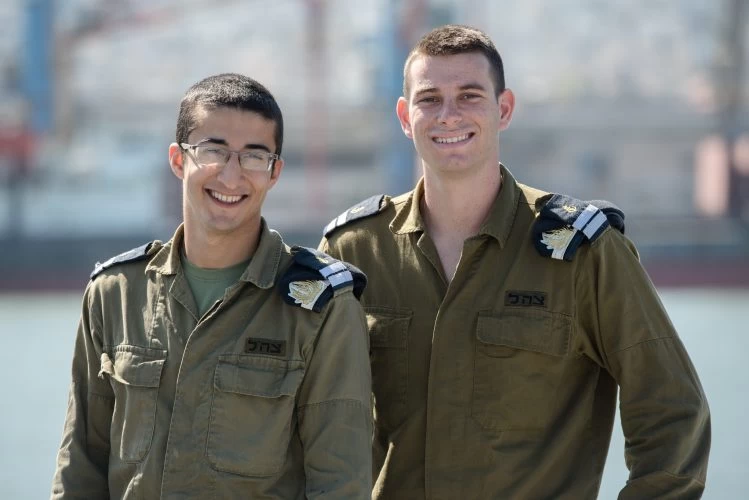 סגן ארבל שקד וסגן אביחי טובי (צילום: דובר צה"ל)
