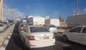 אזור הכניסה לירושלים, הבוקר (צילום: יעקב ארמן)