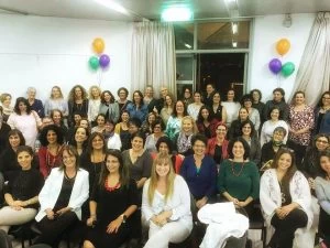 הנשים המשתתפות במיזם נעים להכיר (צילום: דוברות עיריית מודיעין מכבים רעות)