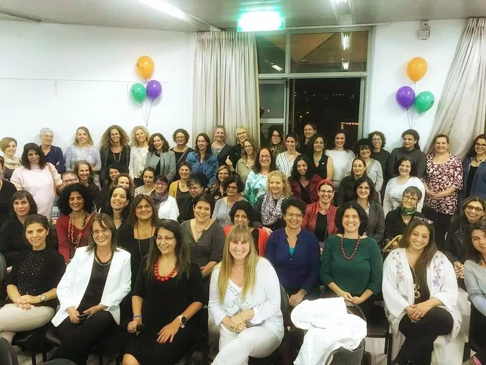 הנשים המשתתפות במיזם נעים להכיר (צילום: דוברות עיריית מודיעין מכבים רעות)