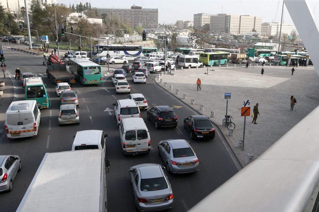 הכניסה לירושלים, השבוע (צילום: אורן בן-חקון)