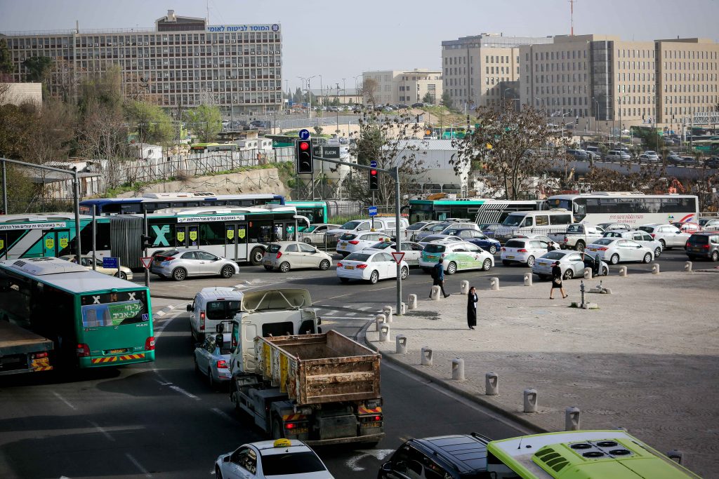 הכניסה לירושלים, השבוע (צילום: אורן בן-חקון)