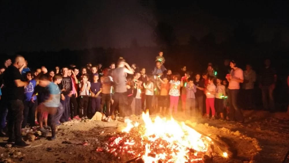 היערכות עיריית מודיעין לקראת מדורות ל''ג בעומר. תמונה להמחשה (צילום: דוברות עיריית מודיעין)