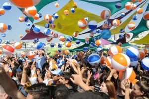 מסיבת קיץ במודיעין (צילום: חורחה נובומינסקי)