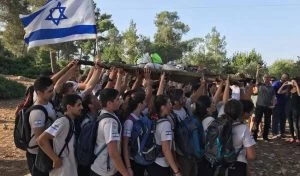 מסע סוף המסלול של צוות יהונתן (צילום: דוברות עיריית מודיעין מכבים רעות)