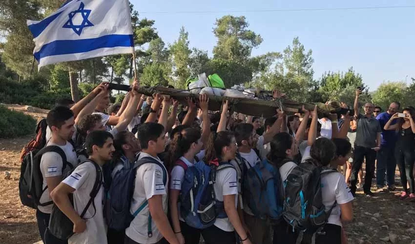 מסע סוף המסלול של צוות יהונתן (צילום: דוברות עיריית מודיעין מכבים רעות)