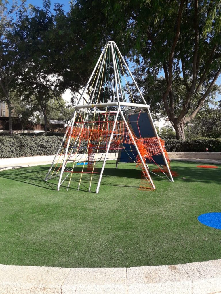 פארק הדגים (צילום: דוברות עיריית מודיעין מכבים רעות)