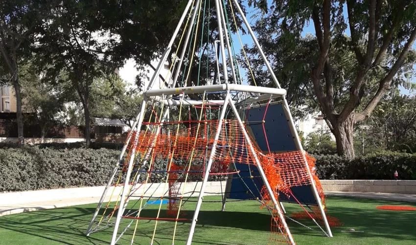פארק הדגים (צילום: דוברות עיריית מודיעין מכבים רעות)