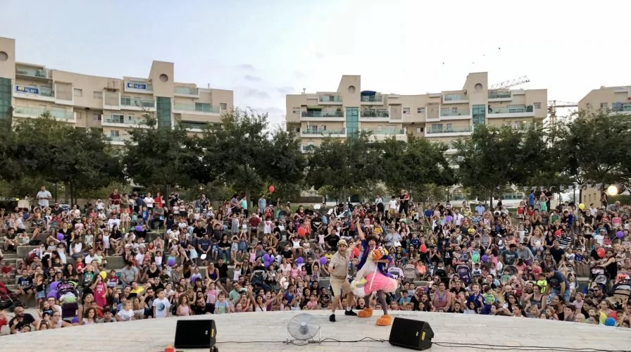 יריד החוגים הגדול של מודיעין (צילום: חורחה נובומינסקי)