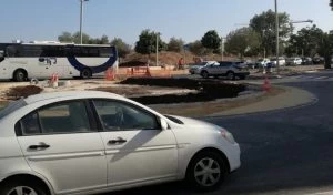 כיכר דם המכבים אדמונית (צילום: דוברות עיריית מודיעין מכבים רעות)
