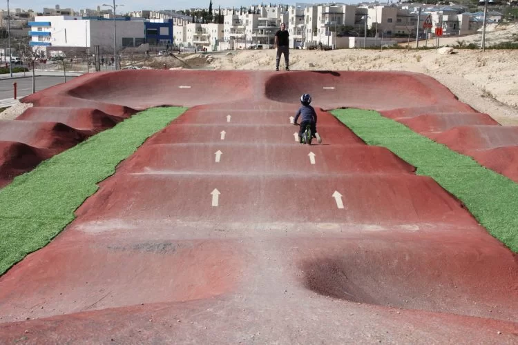 בייק פארק במודיעין (צילום: דוברות עיריית מודיעין מכבים רעות)