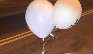 בלון התבערה שאותר בפארק הטכנולוגי במודיעין (צילום: דוברות המשטרה)