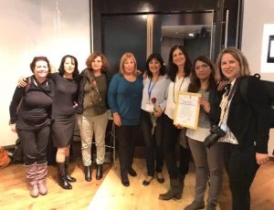 תעודת הערכה לצוות החינוכי של מרכז פסג"ה (צילום: דוברות עיריית מודיעין מכבים רעות)