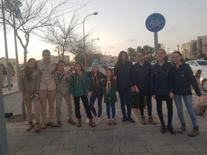 ניקיון נחל ענבה (צילום: דוברות עיריית מודיעין מכבים רעות)