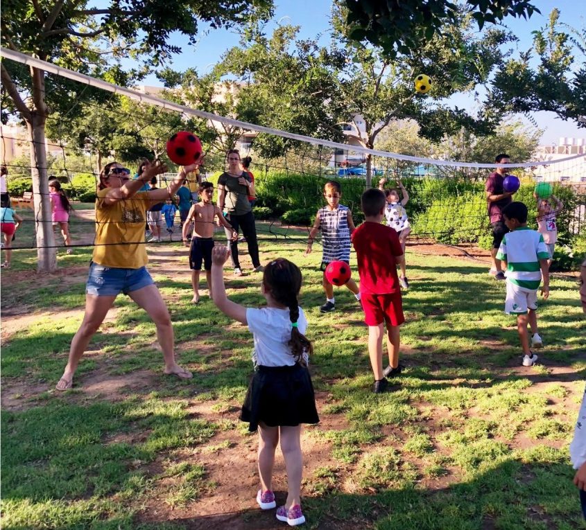 משחקים של פעם (צילום: דוברות עיריית מודיעין מכבים רעות)