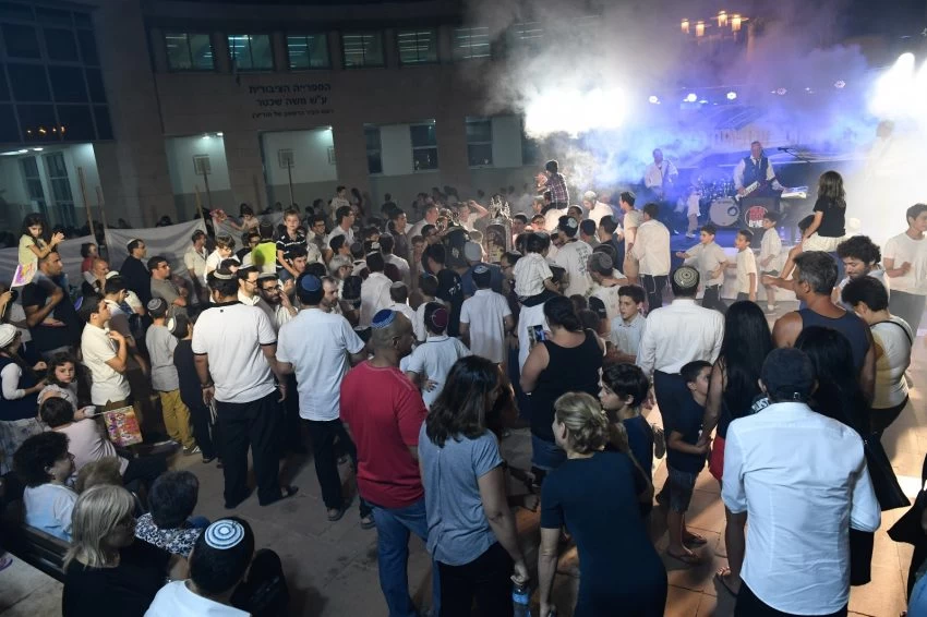 הקפות במודיעין (צילום: חורחה נובומינסקי)