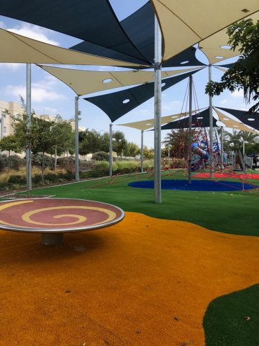 פארק מנחם בגין המשודרג (צילום: דוברות עיריית מודיעין מכבים רעות)