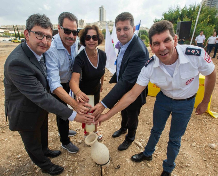 טקס הנחת אבן פינה לתחנת מד"א החדשה במודיעין-מכבים-רעות (צילום: דוברות מד"א)