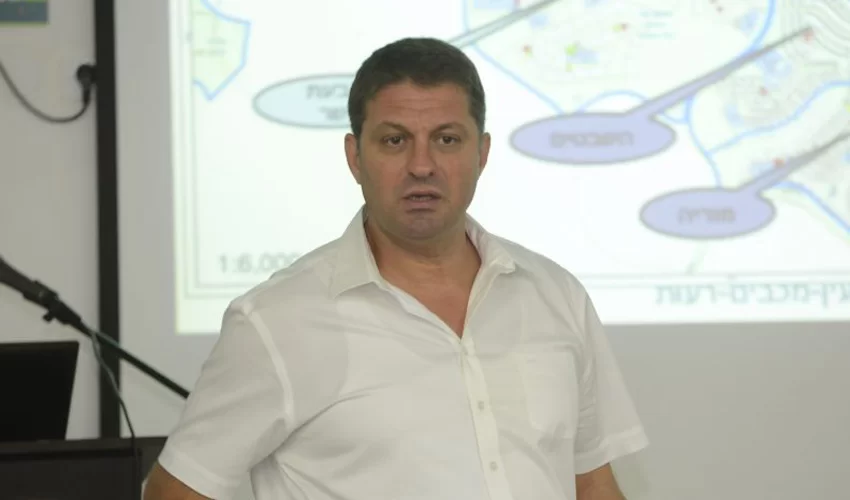 חיים ביבס, ראש עיריית מודיעין מכבים רעות (צילום: באדיבות דוברות העירייה)
