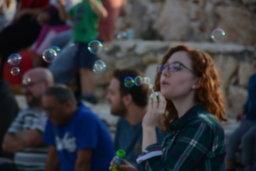 קבלת שבת בתיתורה (צילום: ליאל פלג)