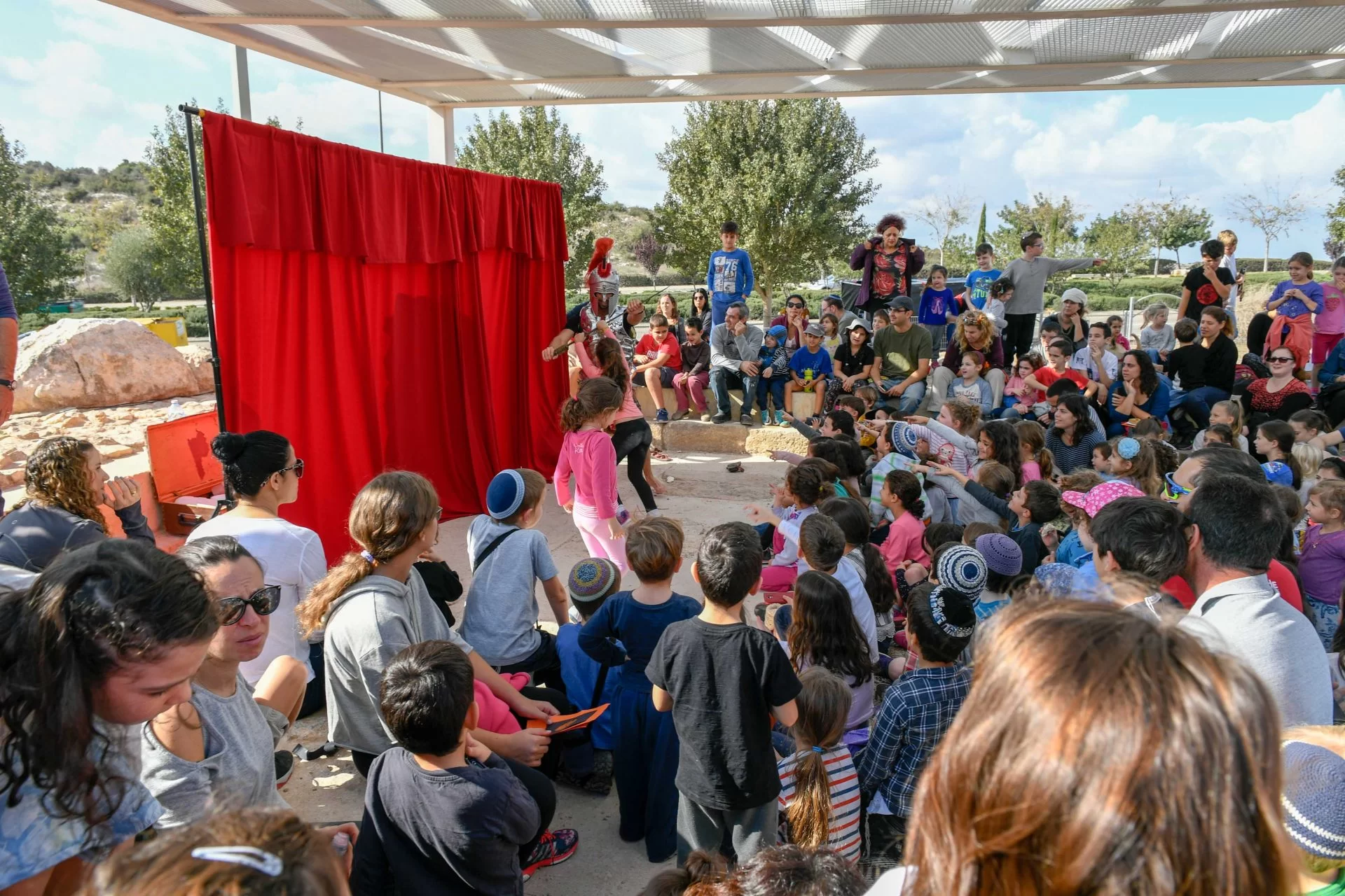 הפנינג חנוכה לכל המשפחה (צילום: דוברות עיריית מודיעין)
