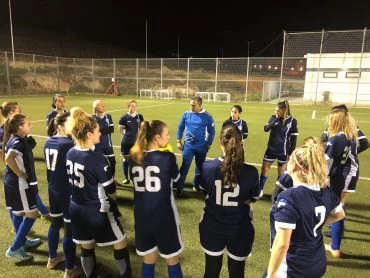 קבוצת הנשים של עירוני מודיעין (צילום: דוברות עיריית מודיעין מכבים רעות)