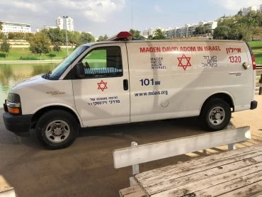 אמבולנס של מד"א (צילום: אורן קיינר)
