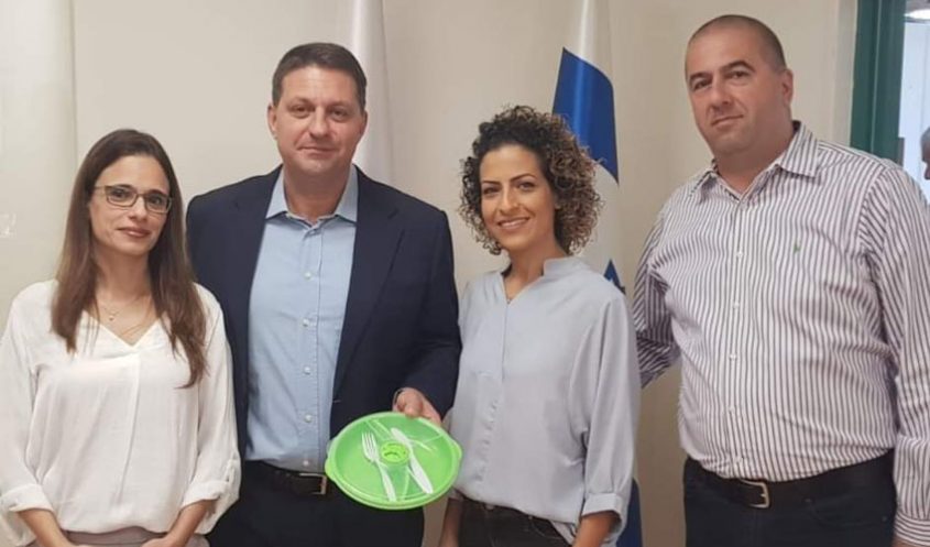 (מימין) אייל כהן, עדי מן, ראש העיר חיים ביבס וענבל זרקון (צילום: דוברות עיריית מודיעין מכבים רעות)