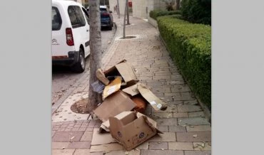 אשפה בשכונת אבני חן (צילום: דוברות עיריית מודיעין מכבים רעות)