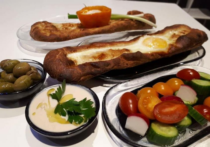 קפה שרי בכרמי יוסף (צילום: דף הפייסבוק של קפה שרי)