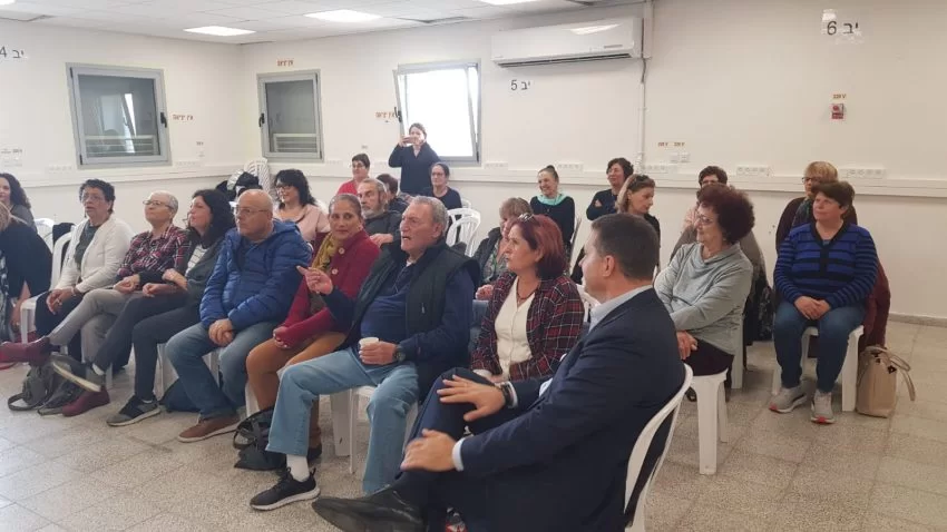 כיתת הוותיקים במודיעין (צילום: דוברות עיריית מודיעין מכבים רעות)