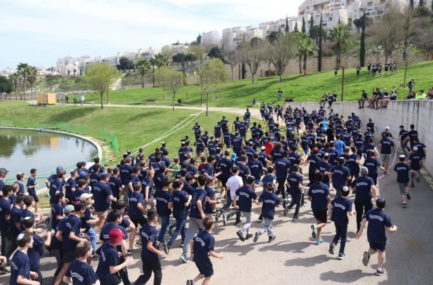 מרוץ בפארק ענבה למען החזרתו של סגן הדר גולדין (צילום: שמעון וייס)