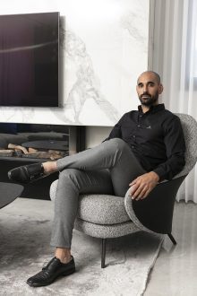 שוקי מאיר מעצב פנים במודיעין (צילום: אלעד גונן)