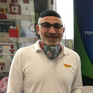 מנהל הסניף יוסף שילוני (צילום: פרטי)