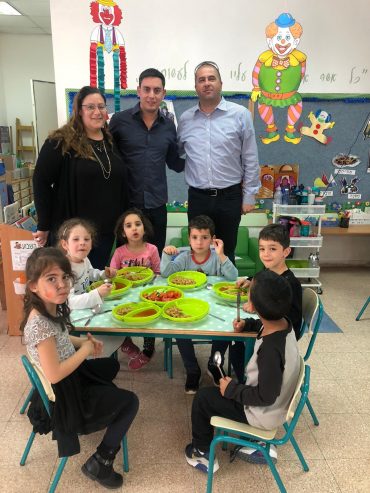 צהרוני סחלבים במודיעין - מהפכה ירוקה (צילום: דוברות עיריית מודיעין מכבים רעות)