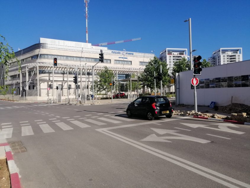הסדרת צומת מרומזר במע"ר (צילום: דוברות עיריית מודיעין מכבים רעות)
