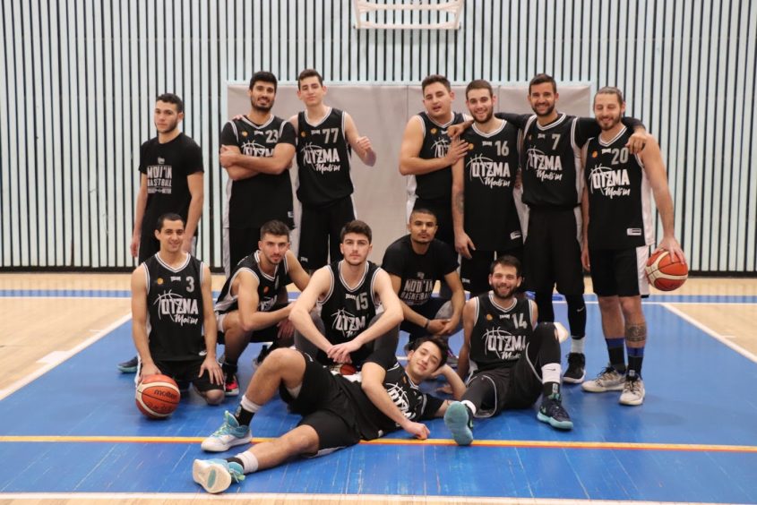 בוגרים ניצת הדובדבן ,ליגה א עוצמה מודיעין 2019-20 (צילום: עוצמה מודיעין)