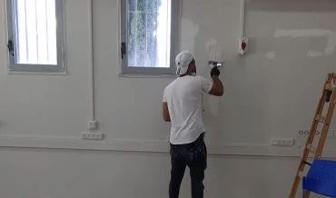 עבודות השיפוץ בעירוני ב' השבוע (צילום: דוברות עיריית מודיעין מכבים רעות)