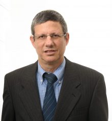 ראובן מושקין, עו"ד נוטריון ומגשר (צילום: יגאל דוד חכמון)