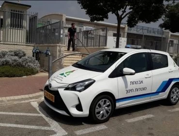 אבטחת מוסדות חינוך (צילום: דוברות עיריית מודיעין מכבים רעות)