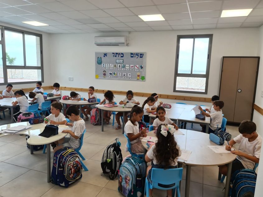 סיור ראש העיר, תחילת שנת הלימודים (צילום: דוברות עיריית מודיעין מכבים רעות)