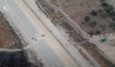 מבצע לתפיסת שב"חים במודיעין (צילום: דוברות המשטרה)