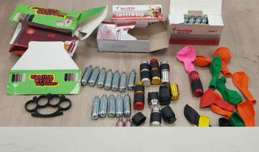 גז קצפות שנתפס במודיעין (צילום: דוברות המשטרה)