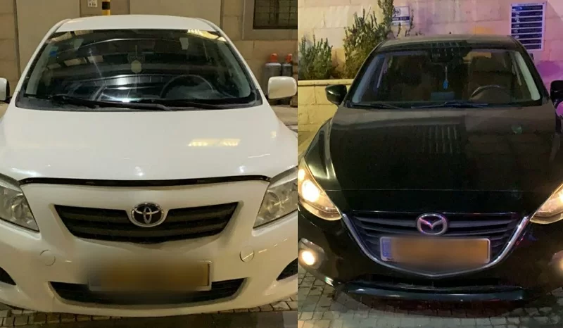 רכבים בהם נתפסו חברי החולייה (צילום: דוברות המשטרה)