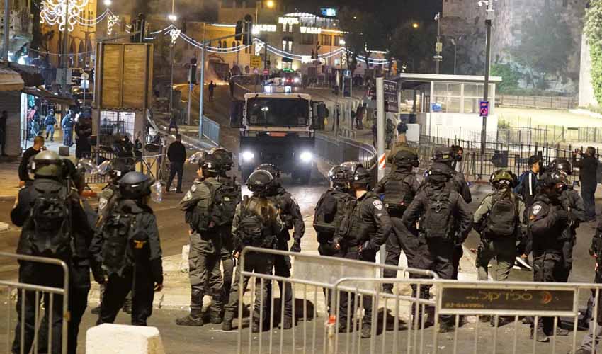 לילה של אלימות קשה בירושלים (צילום: דוברות המשטרה)